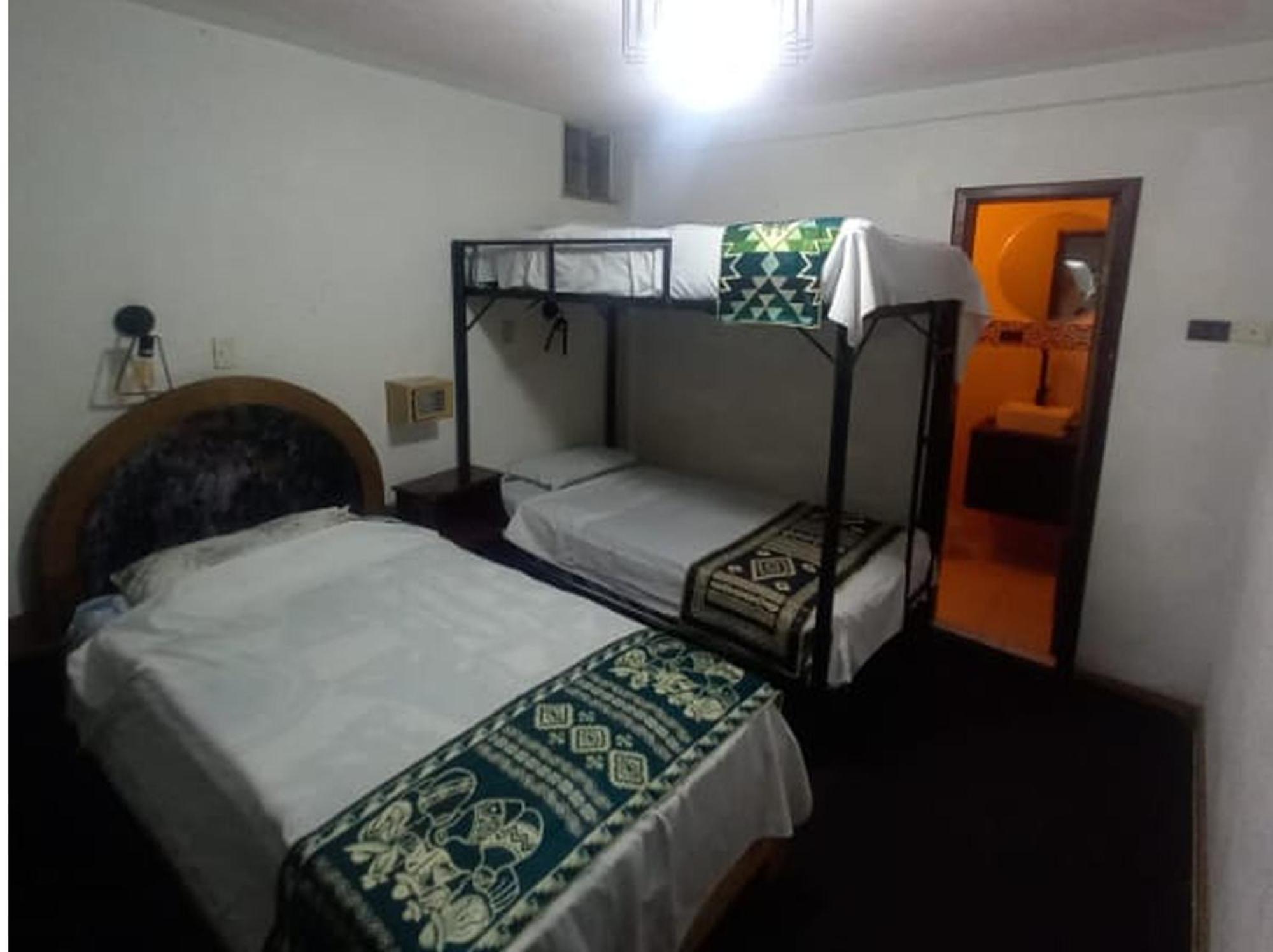 Gh Plaza Hotell Riobamba Rom bilde