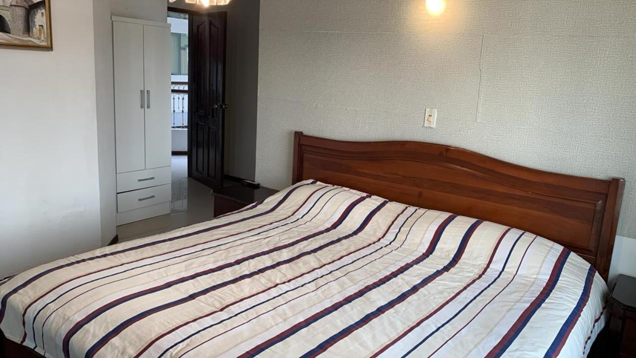 Gh Plaza Hotell Riobamba Rom bilde